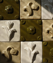 Load image into Gallery viewer, Tile Daises - Moss