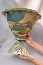 Load image into Gallery viewer, Footed Sculpture #2