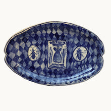 Load image into Gallery viewer, Girl, flowers and beetles 2648 Z (Platter)