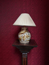 Load image into Gallery viewer, Tiny gold lamp (Base)