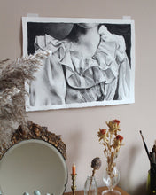 Load image into Gallery viewer, Ruffled collar