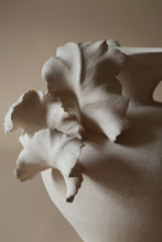 Load image into Gallery viewer, Silueta