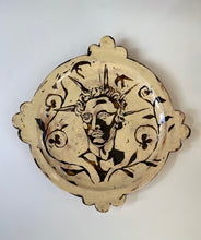 Load image into Gallery viewer, Apollo Trefoil dish