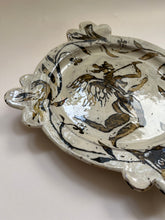 Load image into Gallery viewer, Cherub trefoil plate
