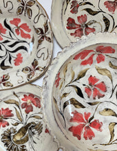 Load image into Gallery viewer, Trefoil Flower Plate