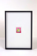 Load image into Gallery viewer, Purple Vase