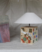 Load image into Gallery viewer, Chess Flower