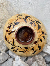 Load image into Gallery viewer, Wildflower Scollop Bowl