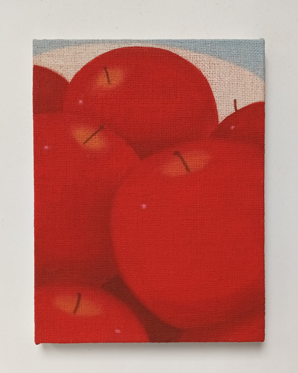 Red apple pile