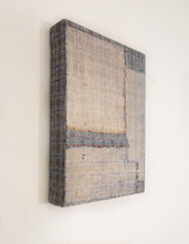 Load image into Gallery viewer, Distant