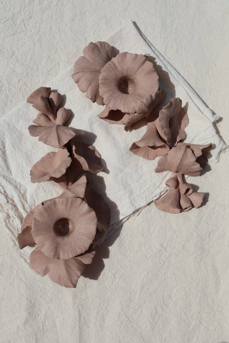 Alcea in dusky pink (A pair of horizontal candlesticks)