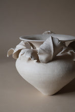 Load image into Gallery viewer, An Offering (Piedra)