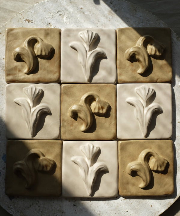 Tile Tulip - Ivory