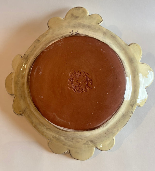 'Don't let yourself loose me' trefoil plate