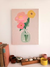 Load image into Gallery viewer, Flowers in a green vase