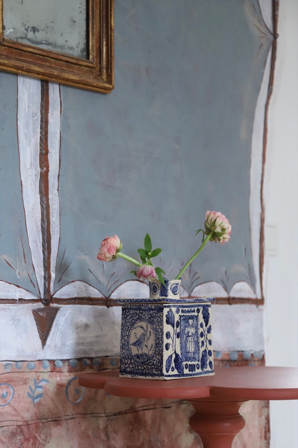 Girl and Boy (vase)