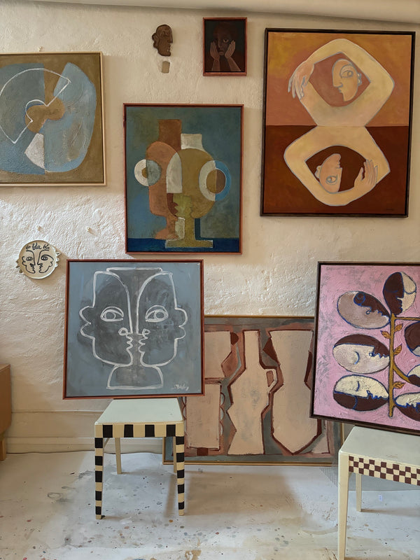 The face vase (Framed)