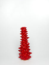 Load image into Gallery viewer, Red Spikes Solifleur