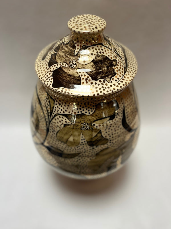 Large floral urn #2