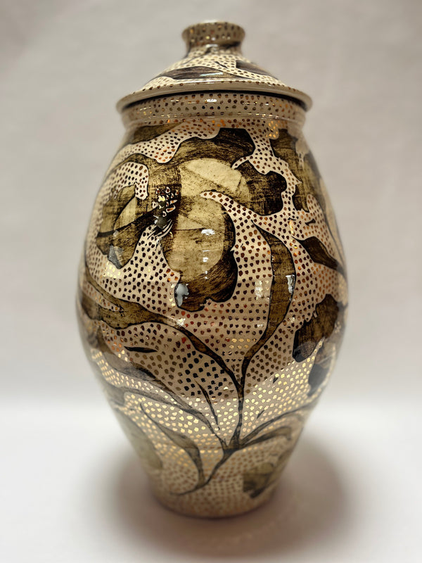 Large floral urn #1
