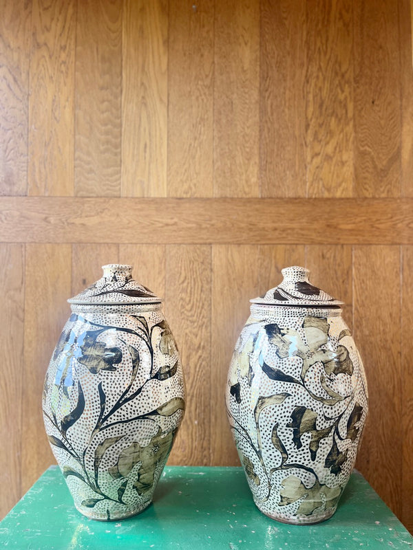 Large floral urn #2
