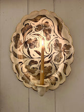 Load image into Gallery viewer, &#39;Large scollop oval flower&#39; sconce 1