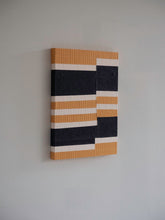 Load image into Gallery viewer, Pils Stripe