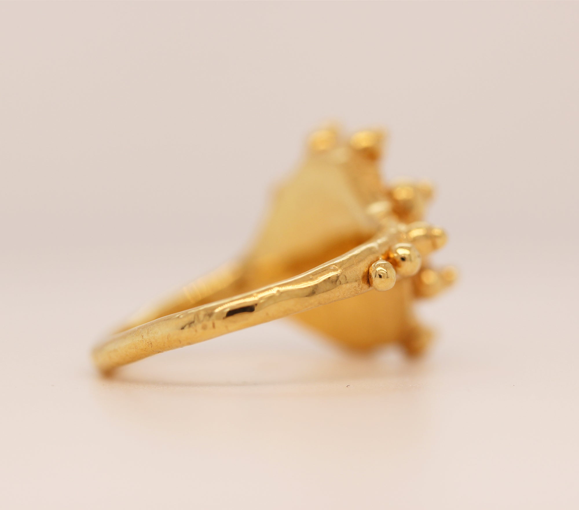 (9ct Gold Set) The Ritual Lover's Eye Ring