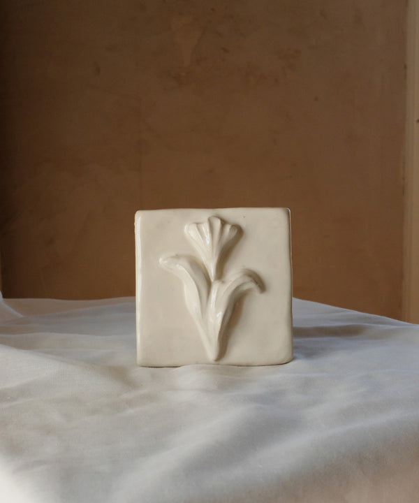 Tile Tulip - Ivory