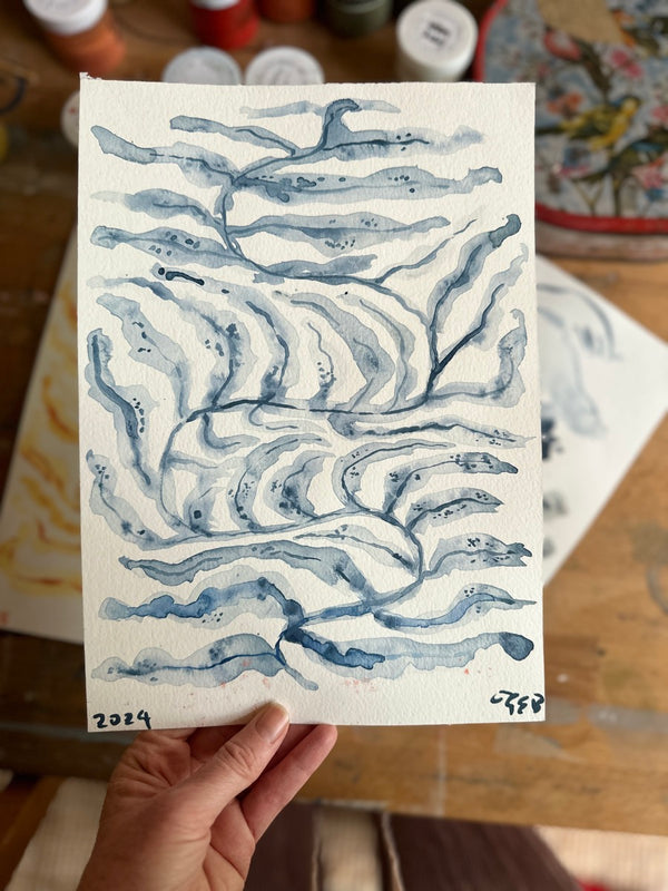 Dusky blue sea fern