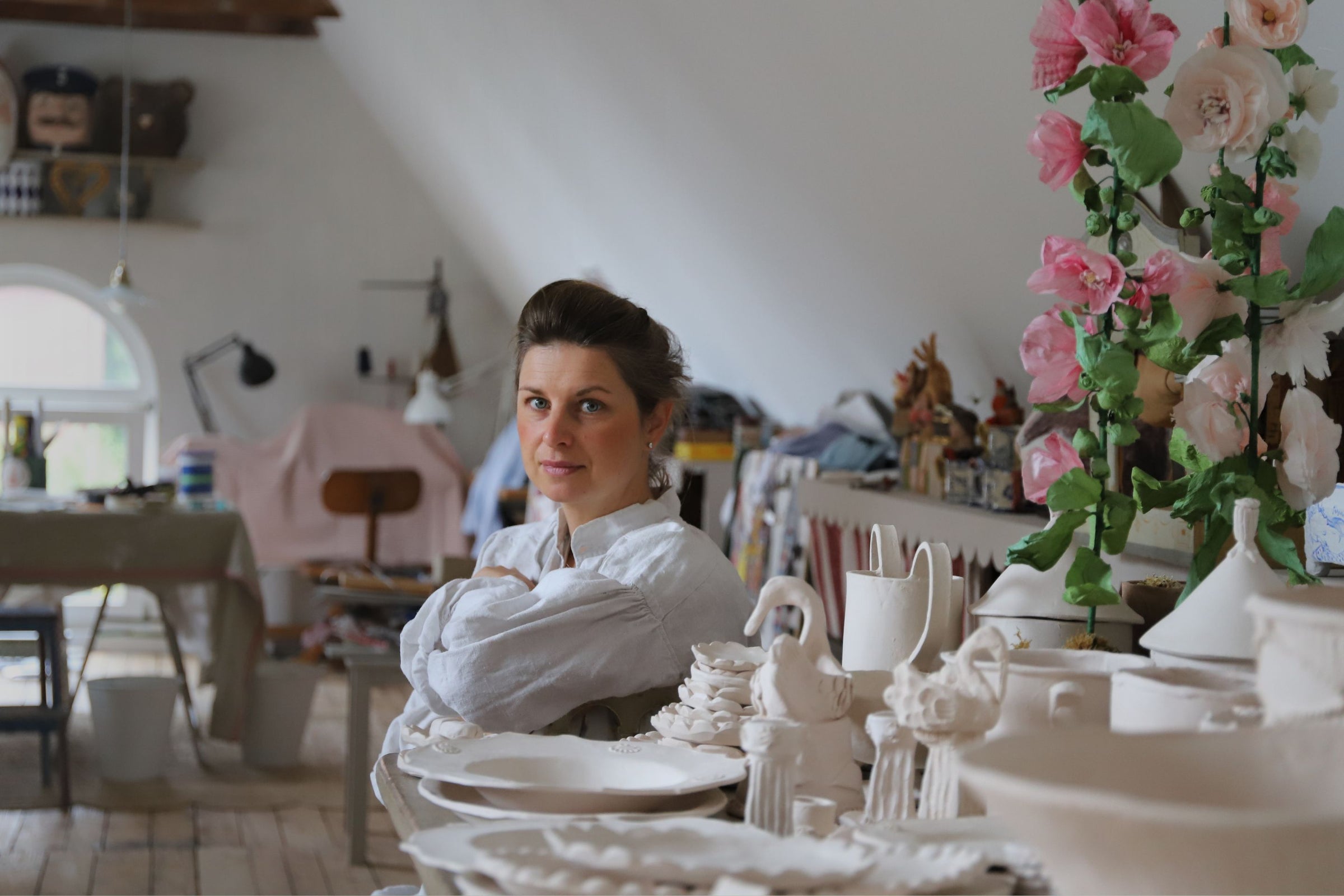 Main banner for Lisa Sandner, artist and storyteller transporting images for Partnership Editions.