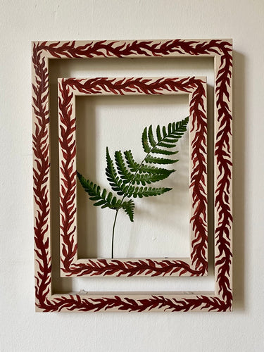 Forest Wreath Pink Frame A4