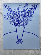 Load image into Gallery viewer, Hatty&#39;s wedding flowers in blue